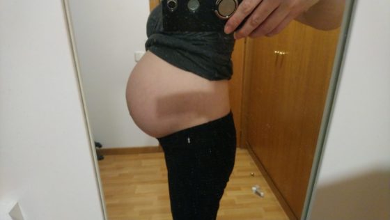 妊娠34週　お腹　写真